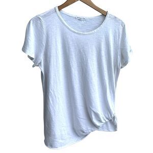 🌴 Socialite White Knot-Front Tee | Size M